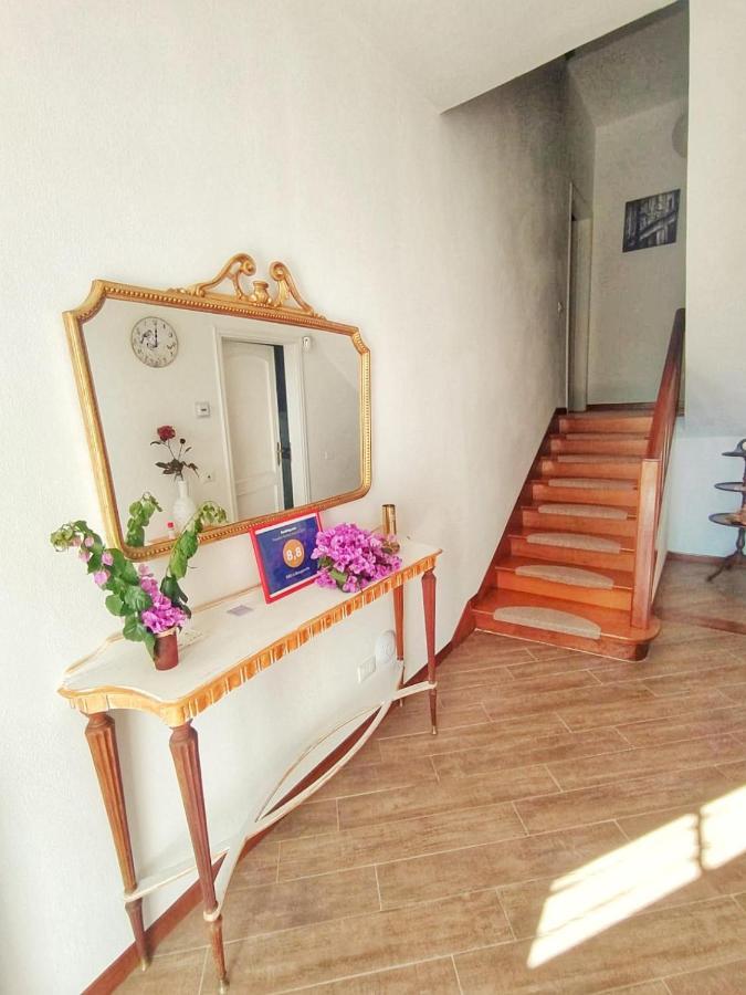 B&B Villa La Bouganville カマイオーレ エクステリア 写真