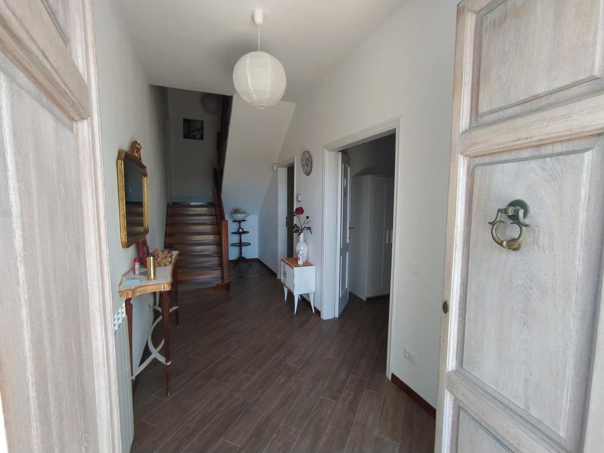 B&B Villa La Bouganville カマイオーレ エクステリア 写真