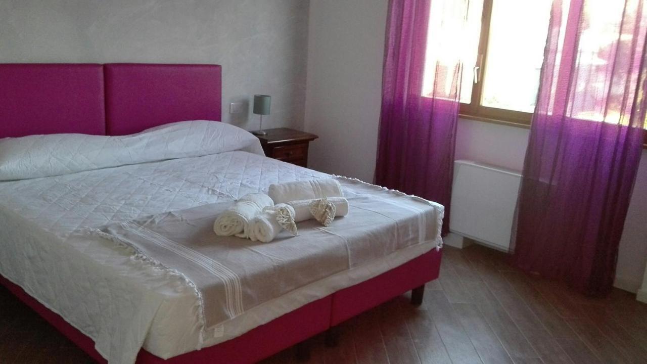B&B Villa La Bouganville カマイオーレ エクステリア 写真